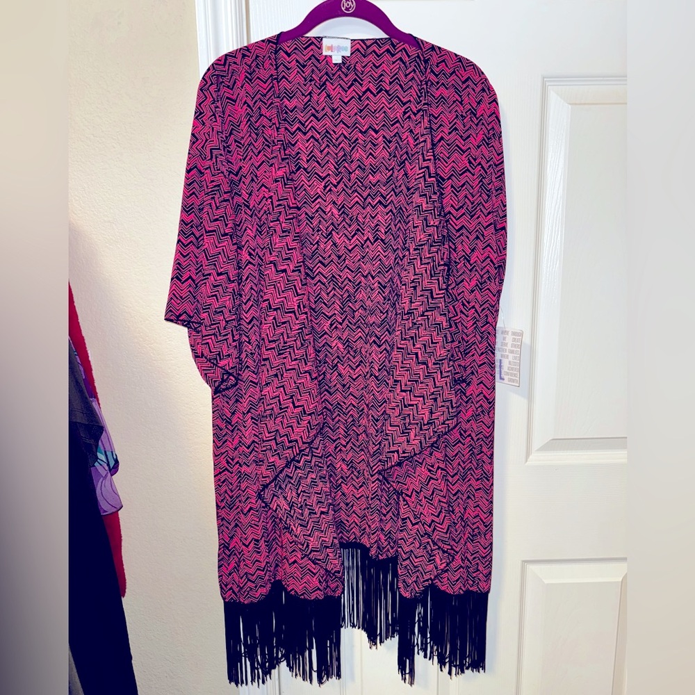 Lularoe Monroe Kimono. NWT